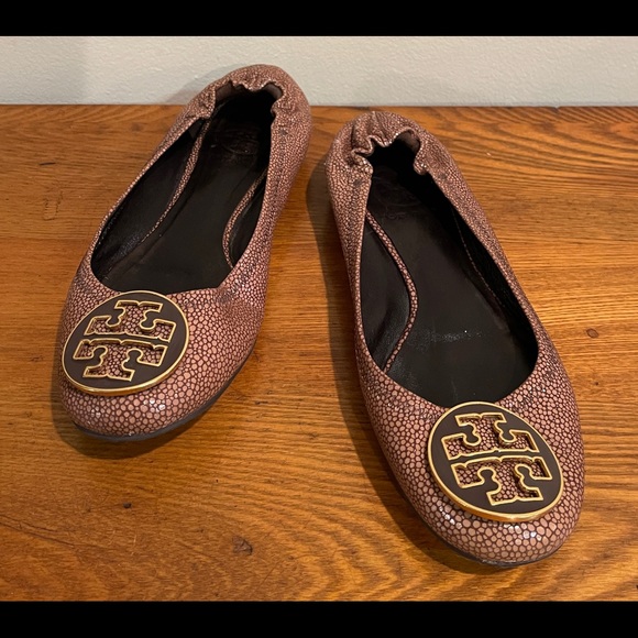 Tory Burch Reva Stingray Leather Ballet Flats - Picture 2 of 7